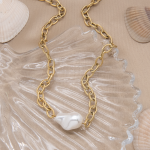 Collar corto con eslabones de acero