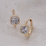 Arracadas tipo huggie cristal cuadrado