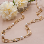 Collar largo de óvalos con perla cultivada