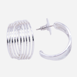 Arracadas de rodio con diseño de lineas encontradas