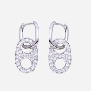 Arracada cuadrada de rodio y dije clip con pavé de circones