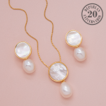 Juego de dije con aretes y cadena con perla natural y madre perla