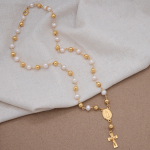 Collar corto perla fina y cruz