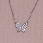 Juego de cadena y dije en plata diseño mariposa con circones