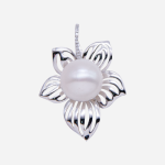 dije de plata con perla botón 5 pétalos