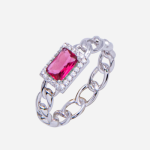 Anillo de plata con pavé de circones y cristal cuadrado rosa