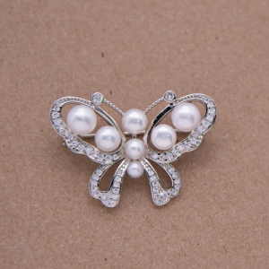 Prendedor de rodio diseño mariposa