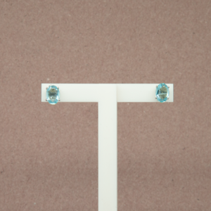 Arete de piedra topacio