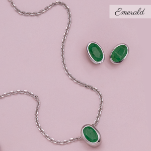 Juego aretes, cadena y dije mini de Esmeralda