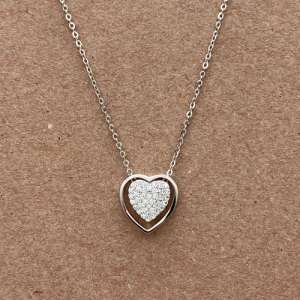 Juego cadena y dije de corazón doble