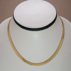 Collar / Cadena ancha plana de acero