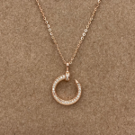 Juego cadena y dije de tornillo con circones