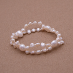 Pulsera doble con perla irregular