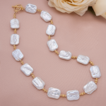 Collar corto perla square blanca