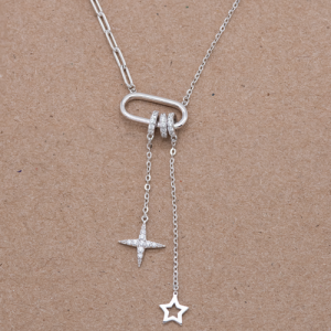 Juego cadena y dije de óvalo con estrellas