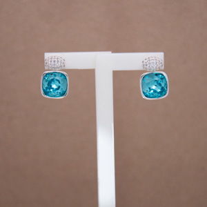 Aretes cortos con cristal cuadrado azul