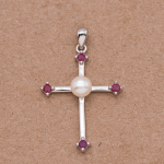 Cruz de plata con perla y 4 rubies
