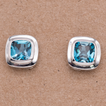 Aretes cortos de Topacio cuadrado con bisel