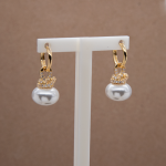 Aretes largos de perla