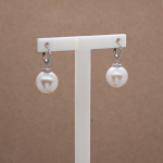 Aretes largos de perla fina
