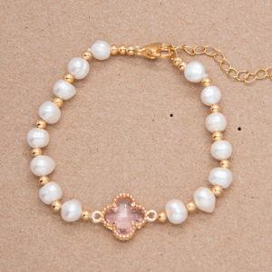 Pulsera de perla natural con flor rosa