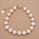 Pulsera de perla irregular con beads dorados