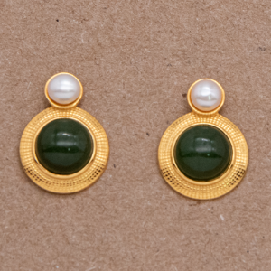 Aretes cortos con jasper jade y perla