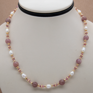 Collar corto de turmalina, cuarzo y perla natural