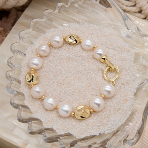 Pulsera de perla natural con nuggets dorados