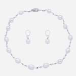 Juego de collar corto y aretes de perla barroca con broche push