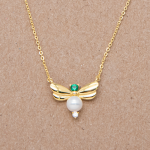 Collar con dije de libélula con perla