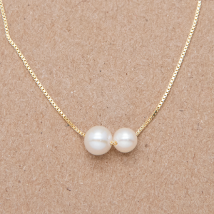 Collar de vermail con 2 perlitas