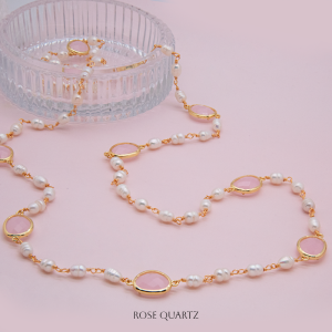 Collar largo con perla y cuarzos rosas