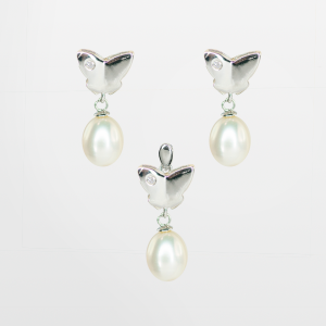 Juego de dije  aretes de plata con perla drop, mariposa y circón