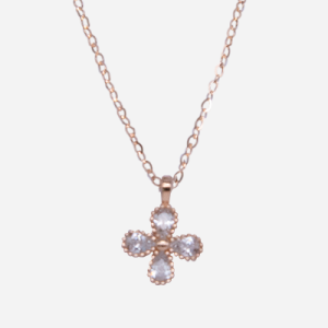 cadena de plata en baño de oro rosado con dije de flor y cristales