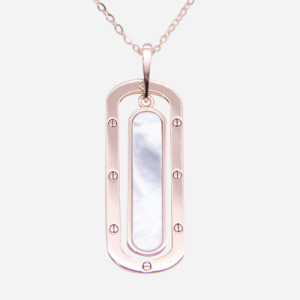 Juego de cadena con dije de plata con baño de oro rosado diseño de clip con madre perla