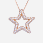 Juego de cadena con dije de plata con baño de oro rosado con diseño de estrella