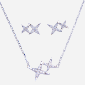 Juego de dije-aretes de plata con diseño de dos estrellas y circones
