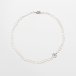 Collar corto de perlas cultivadas con flor hueca de rodio